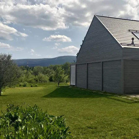 Srebrna Chata, Gory Izerskie, Izerska Laka