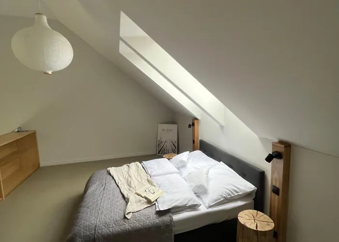 Srebrna Chata, Gory Izerskie, Izerska Laka Wolimierz