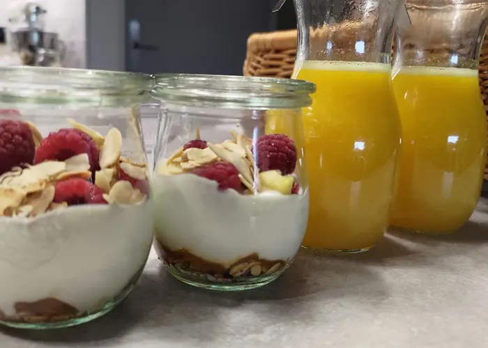 Srebrna Chata, Gory Izerskie, Izerska Laka